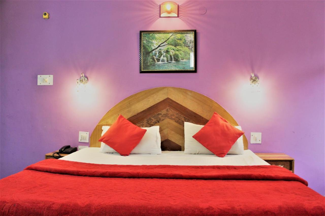 Hotel Ocean Inn Manāli Dış mekan fotoğraf
